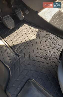 Минивэн Volkswagen Transporter 2006 в 