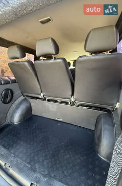 Минивэн Volkswagen Transporter 2004 в 