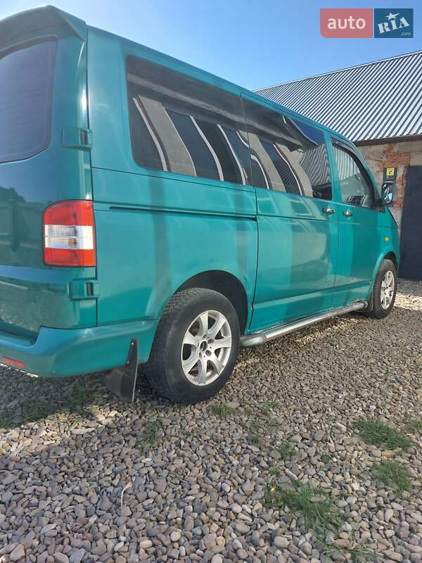 Минивэн Volkswagen Transporter 2004 в Стрые