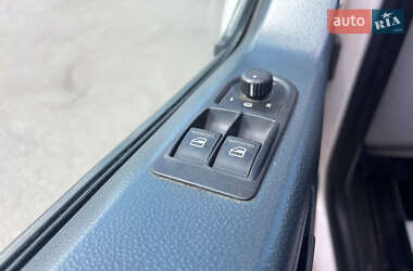Минивэн Volkswagen Transporter 2006 в 