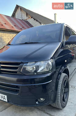 Грузовой фургон Volkswagen Transporter 2011 в 