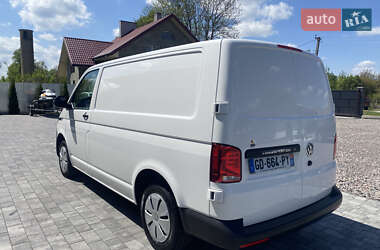 Грузовой фургон Volkswagen Transporter 2021 в 