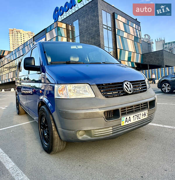 Минивэн Volkswagen Transporter 2003 в Киеве