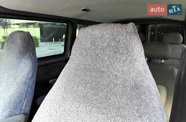 Минивэн Volkswagen Transporter 2010 в 