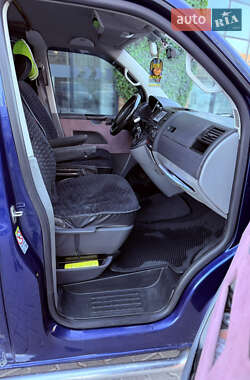Мінівен Volkswagen Transporter 2009 в 