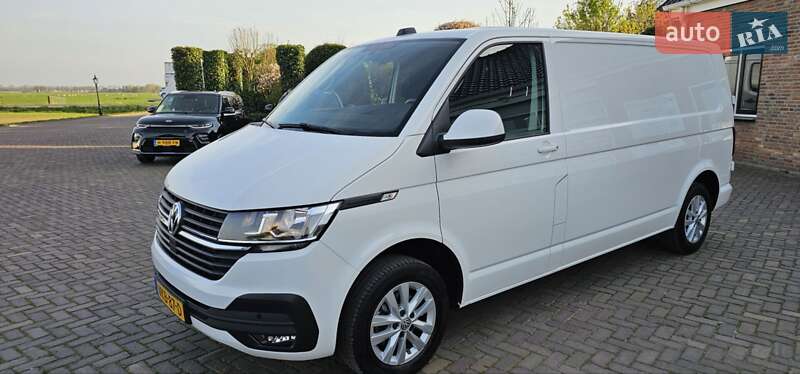 Вантажний фургон Volkswagen Transporter 2021 в Тернополі