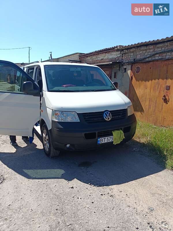 Мінівен Volkswagen Transporter 2006 в Миколаєві