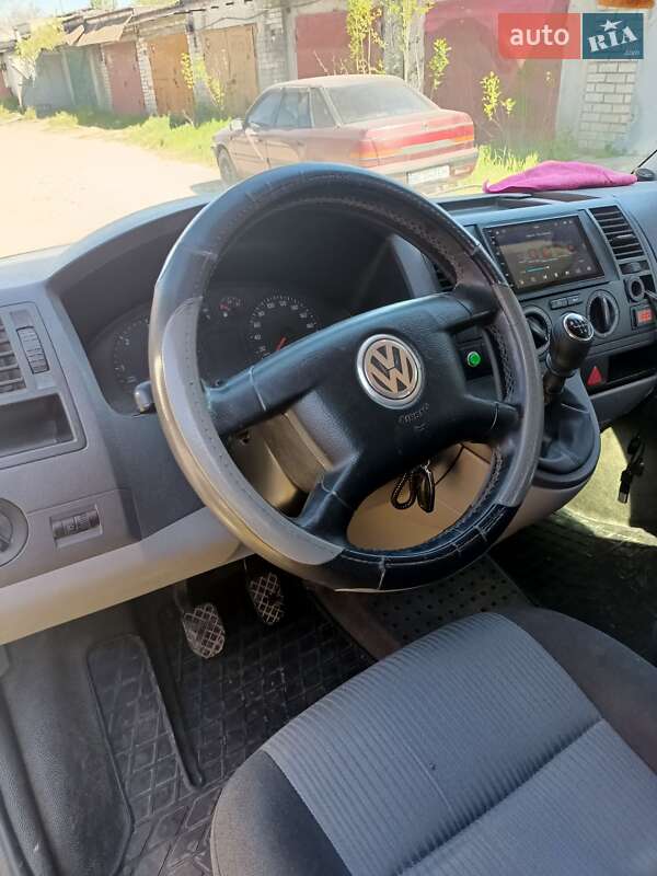 Мінівен Volkswagen Transporter 2006 в Миколаєві