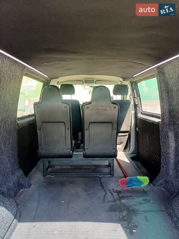 Мінівен Volkswagen Transporter 2006 в Миколаєві