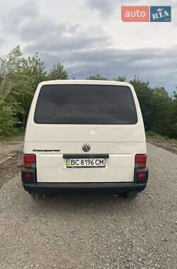 Мінівен Volkswagen Transporter 2001 в 