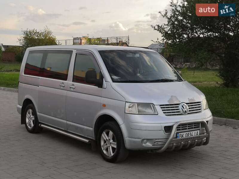 Минивэн Volkswagen Transporter 2004 в 