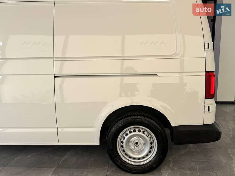 Вантажний фургон Volkswagen Transporter 2018 в Львові