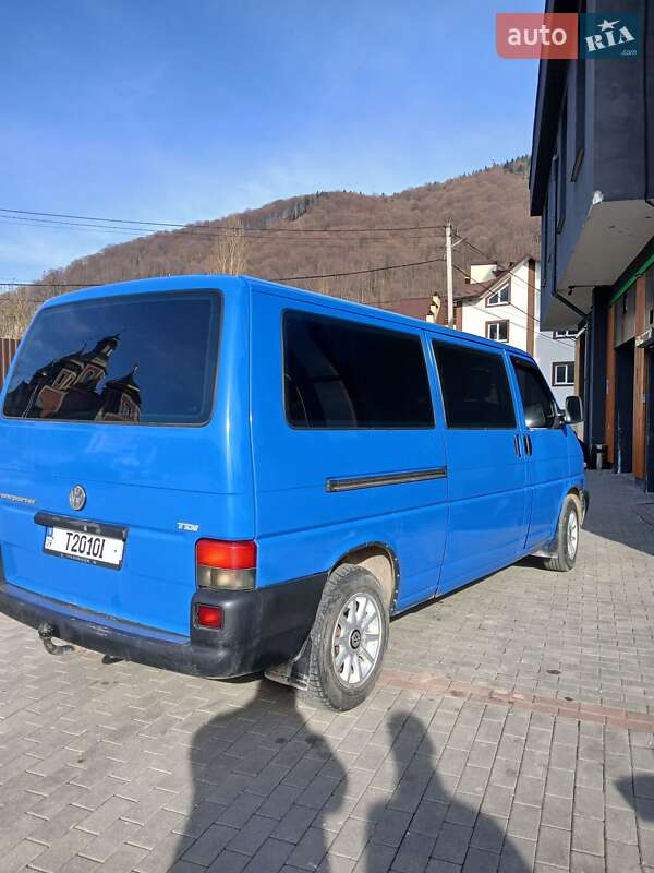Минивэн Volkswagen Transporter 2001 в Яремче