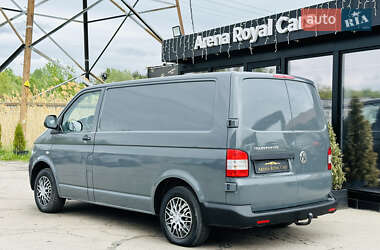 Грузовой фургон Volkswagen Transporter 2010 в 