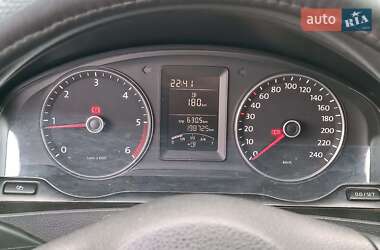 Вантажний фургон Volkswagen Transporter 2011 в 
