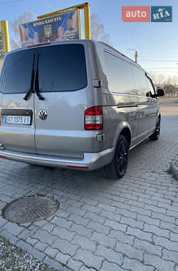 Мінівен Volkswagen Transporter 2012 в 