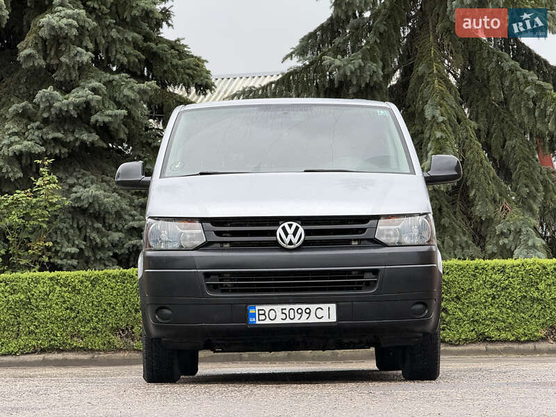 Мінівен Volkswagen Transporter 2016 в Кременці
