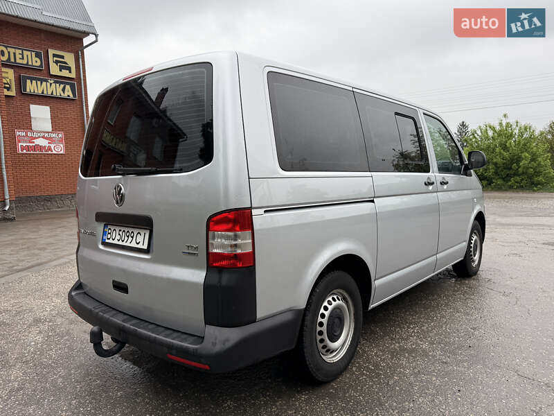 Мінівен Volkswagen Transporter 2016 в Кременці