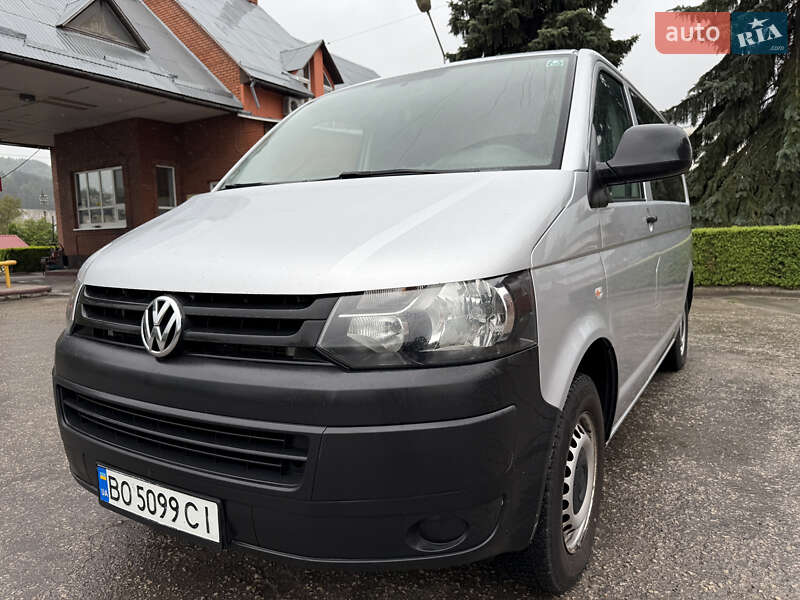 Мінівен Volkswagen Transporter 2016 в Кременці
