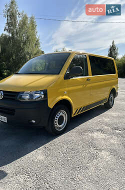 Минивэн Volkswagen Transporter 2013 в 