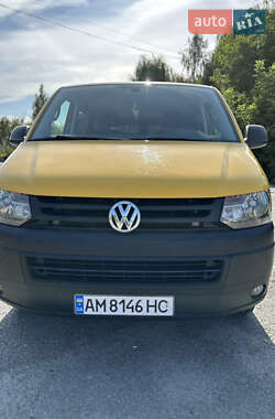 Минивэн Volkswagen Transporter 2013 в 