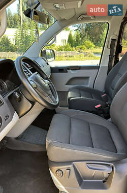 Минивэн Volkswagen Transporter 2013 в 