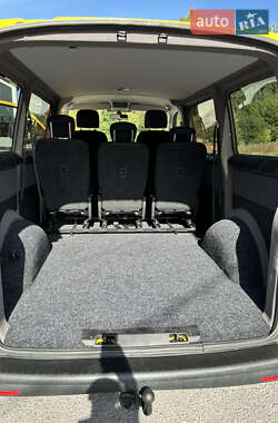Минивэн Volkswagen Transporter 2013 в 