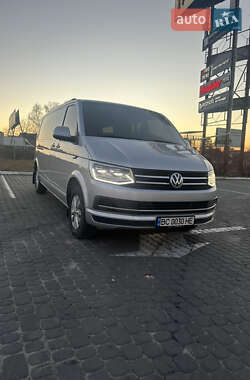 Минивэн Volkswagen Transporter 2015 в Львове