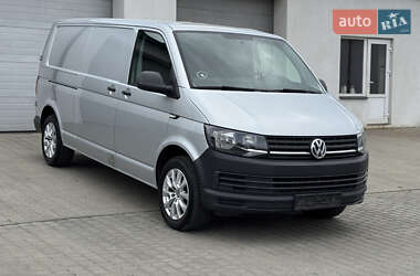 Вантажний фургон Volkswagen Transporter 2016 в Львові
