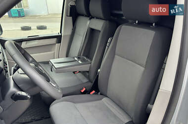 Грузовой фургон Volkswagen Transporter 2016 в 