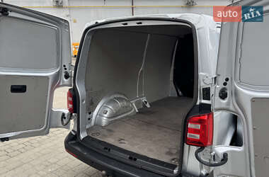 Грузовой фургон Volkswagen Transporter 2016 в 