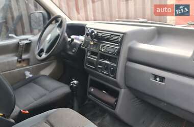 Минивэн Volkswagen Transporter 2001 в 