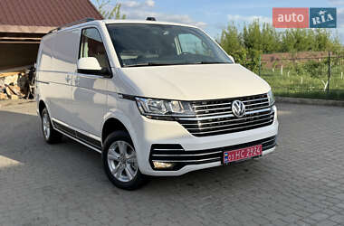 Грузовой фургон Volkswagen Transporter 2020 в 