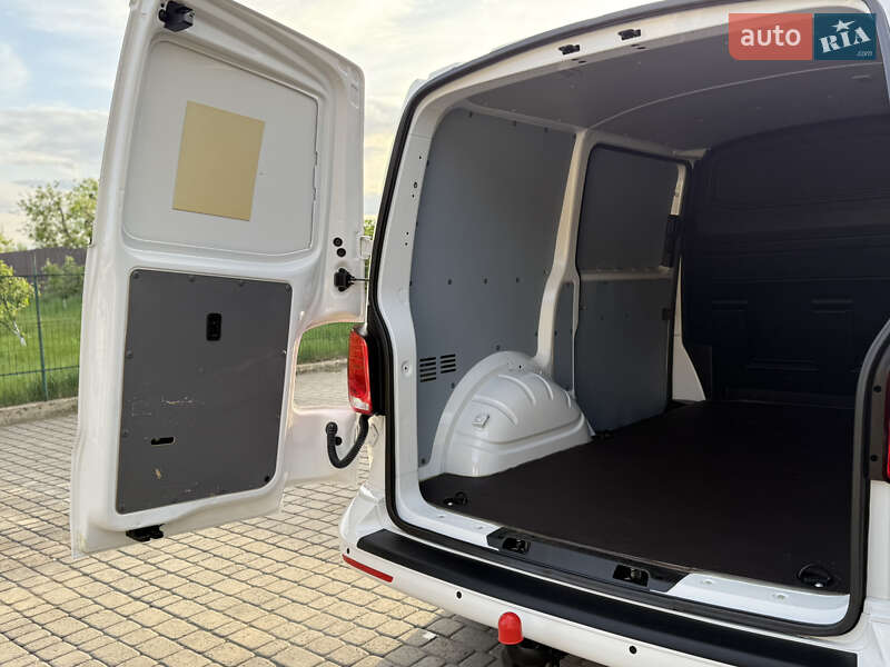 Вантажний фургон Volkswagen Transporter 2020 в Києві