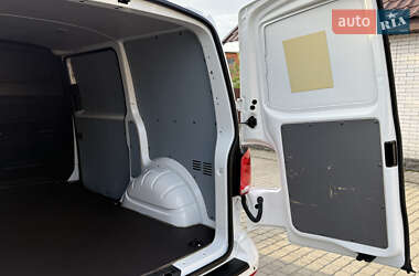 Грузовой фургон Volkswagen Transporter 2020 в 