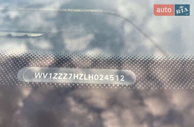 Грузовой фургон Volkswagen Transporter 2020 в 