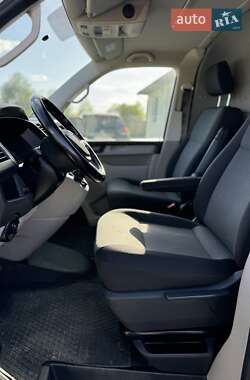Грузовой фургон Volkswagen Transporter 2017 в 