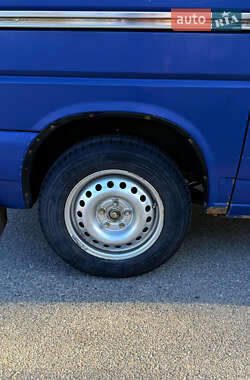 Минивэн Volkswagen Transporter 2000 в 
