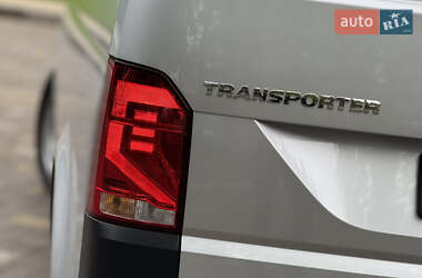 Грузовой фургон Volkswagen Transporter 2021 в 