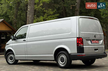 Грузовой фургон Volkswagen Transporter 2021 в 