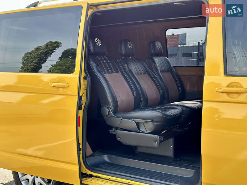 Грузопассажирский фургон Volkswagen Transporter 2013 в Кременчуге