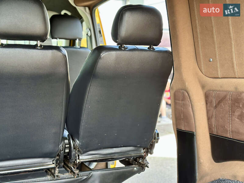 Грузопассажирский фургон Volkswagen Transporter 2013 в Кременчуге