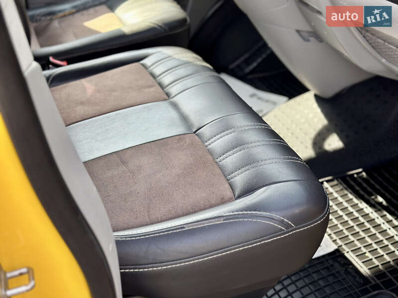 Грузопассажирский фургон Volkswagen Transporter 2013 в Кременчуге