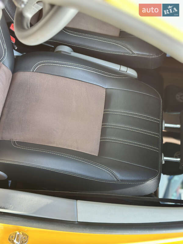 Грузопассажирский фургон Volkswagen Transporter 2013 в Кременчуге