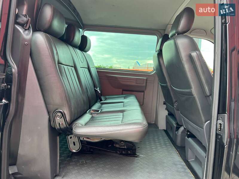 Мінівен Volkswagen Transporter 2012 в Києві
