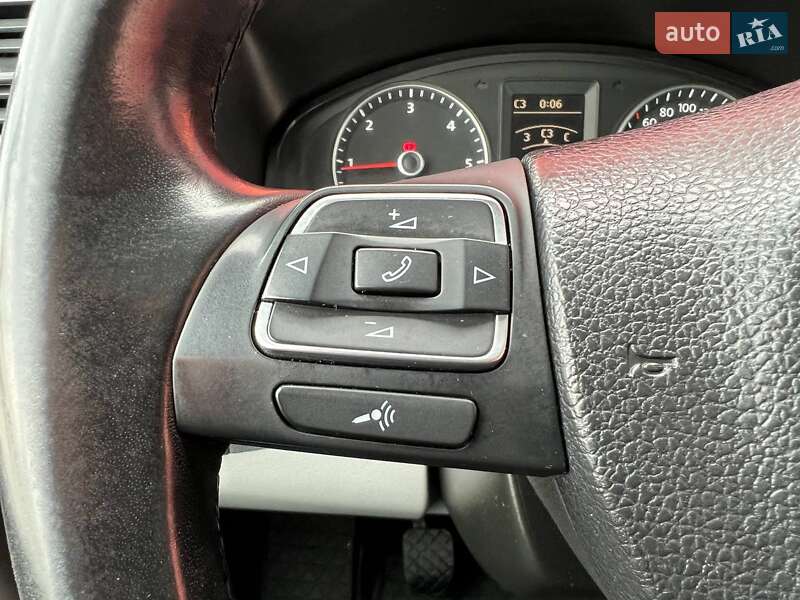 Мінівен Volkswagen Transporter 2012 в Києві