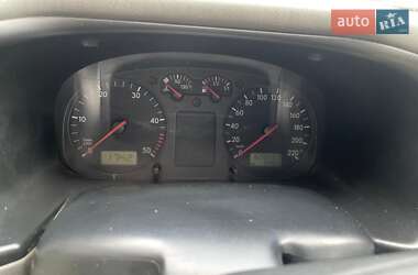 Минивэн Volkswagen Transporter 2001 в 