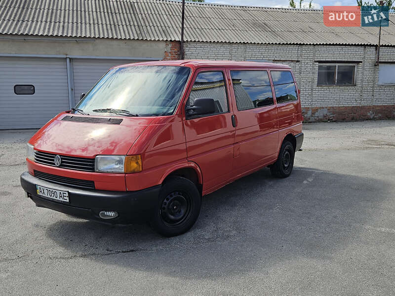 Минивэн Volkswagen Transporter 2002 в 