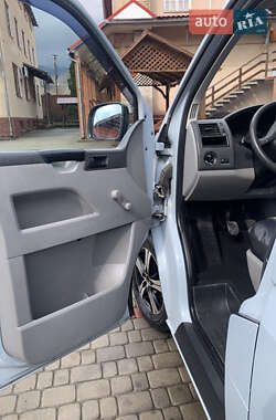 Минивэн Volkswagen Transporter 2003 в 