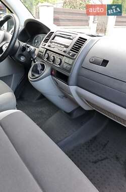 Вантажний фургон Volkswagen Transporter 2015 в 